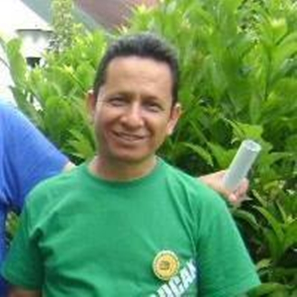 PROFESOR ASESINADO