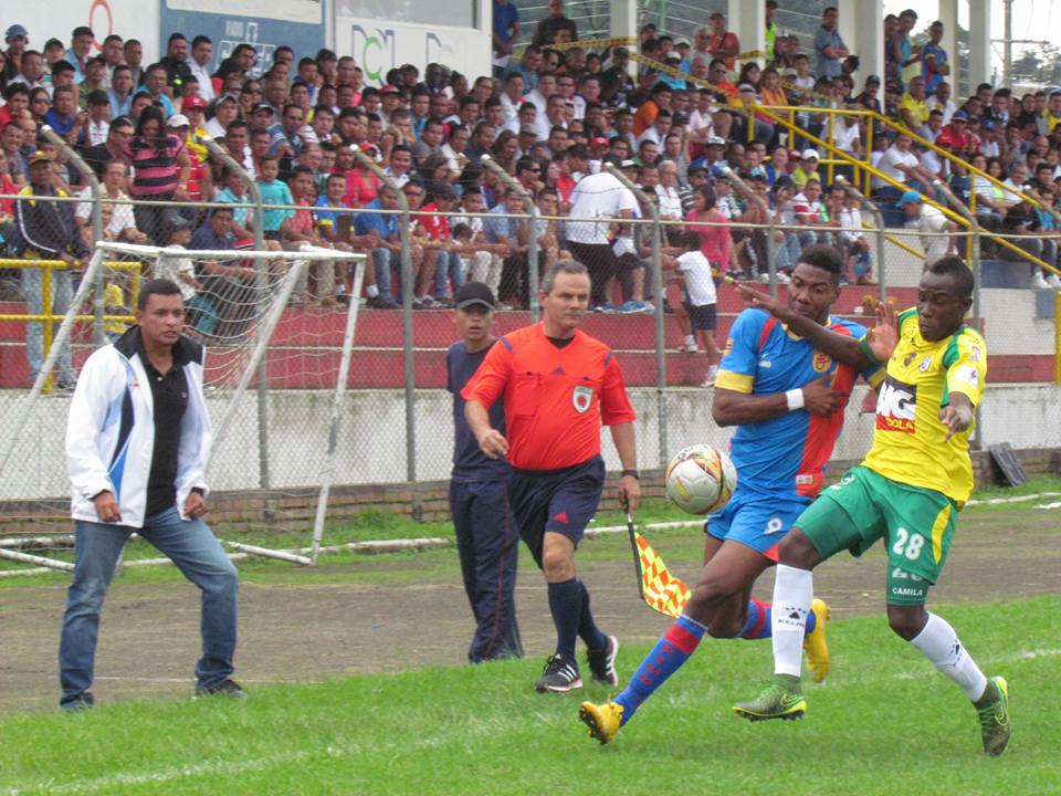 UNIVERSITARIO 4