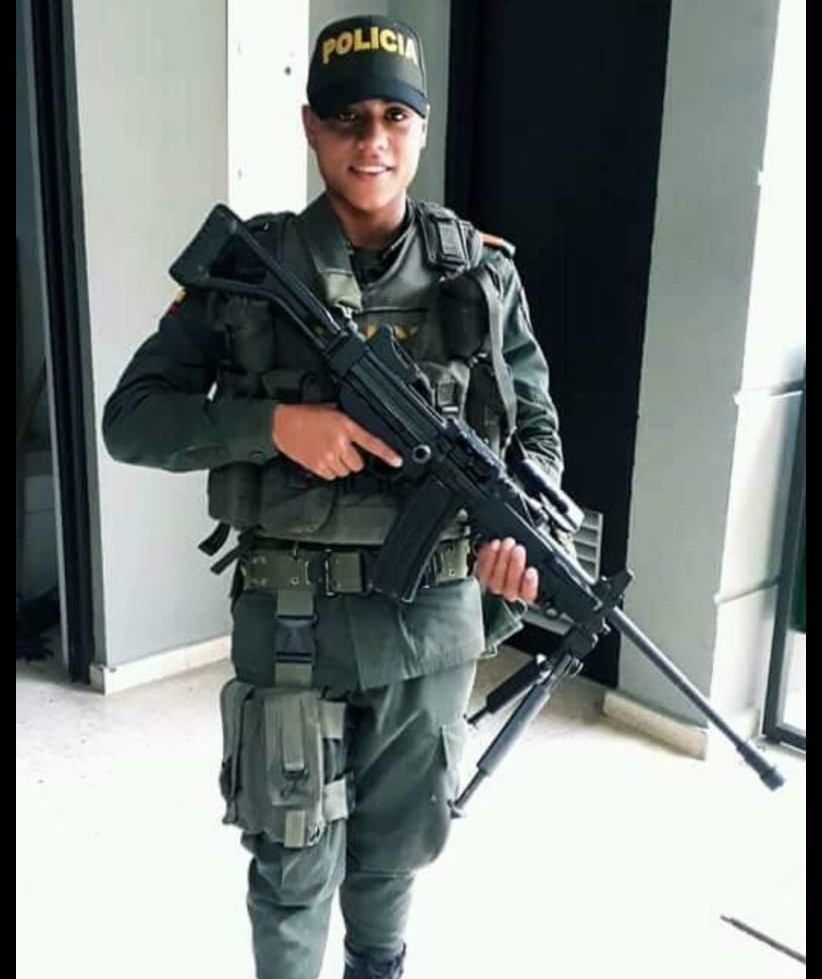 Auxiliar Policia