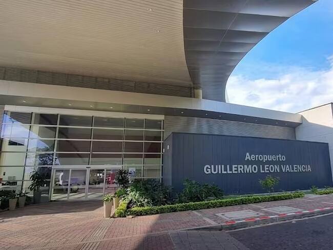 Aeropuerto Guillermo Leon Valencia